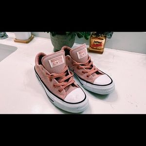 Size 6 Converse sneakers